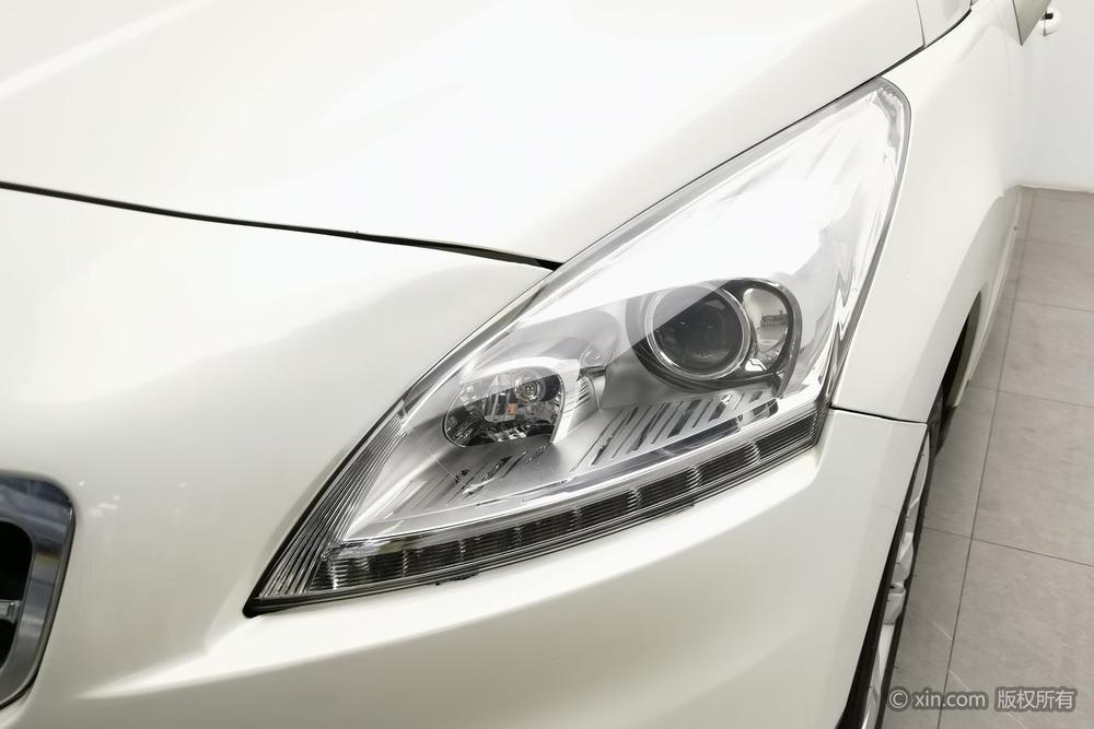 Peugeot 3008 2015 2.0L Automatic Classic – фото 7