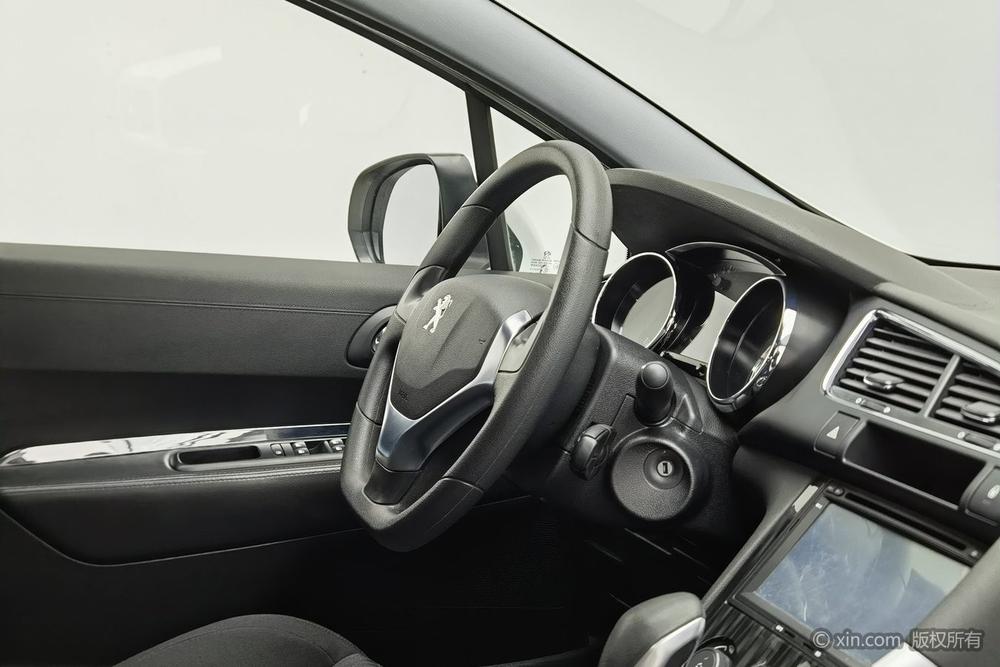 Peugeot 3008 2015 2.0L Automatic Classic – фото 16
