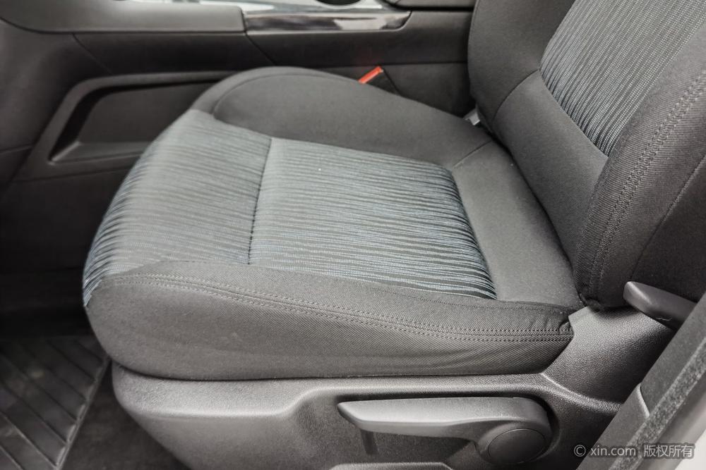 Peugeot 3008 2015 2.0L Automatic Classic – фото 18