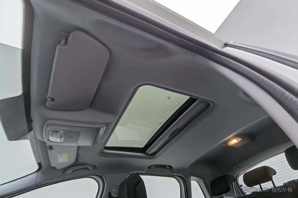 Peugeot 3008 2015 2.0L Automatic Classic – фото 20