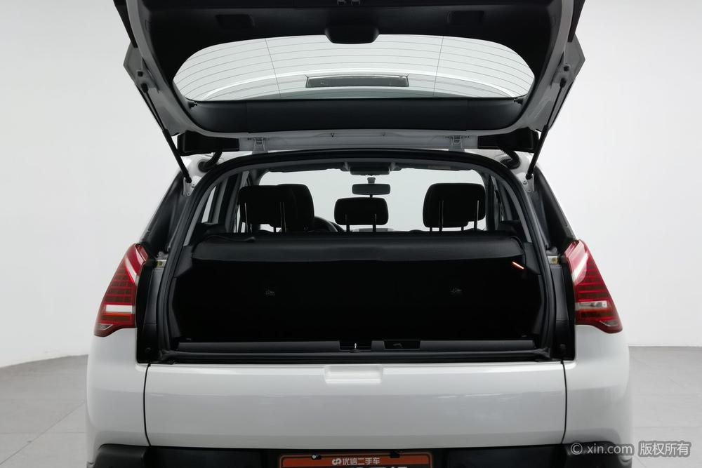 Peugeot 3008 2015 2.0L Automatic Classic – фото 23