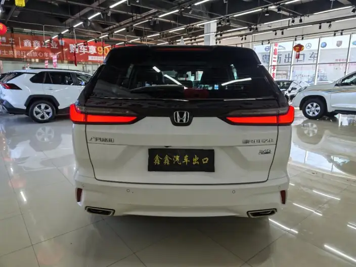 Honda BREEZE 2023 Model 240TURBO CVT 2WD Deluxe Edition – фото 4