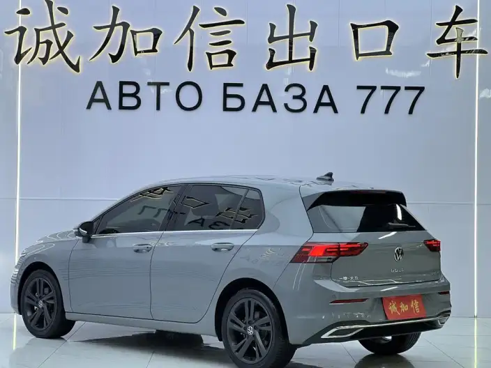 Volkswagen Golf 2023 Model 280TSI DSG Pro – фото 4