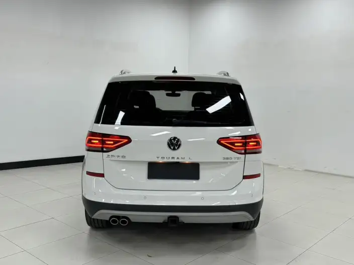 Volkswagen Touran L 2021 Model 280TSI DSG Extension Edition 6 seat – фото 5