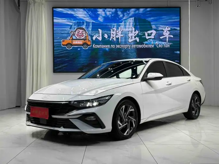 Hyundai Ioniq 2023 Model 1.5L CVT GLX Elite Edition – фото 1