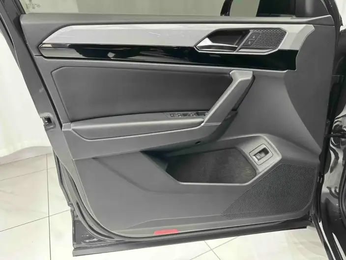 Volkswagen Tayron 2022 Model 280TSI 2WD Luxury Zhilian Edition – фото 10