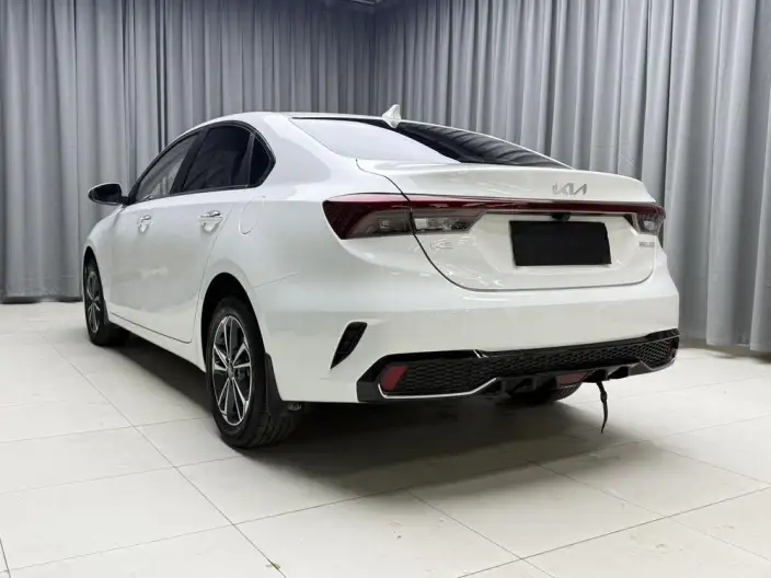 Kia K3 2023 Model 1.5L IVT Deluxe Edition
