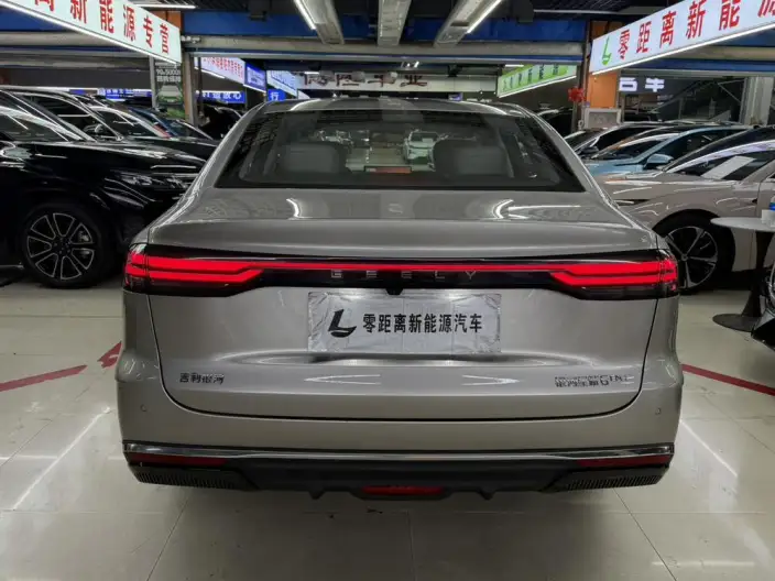 Geely Star Edition 6 2026 Model EM 125km Tiggo + Edition – фото 5