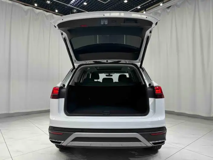 Volkswagen Tayron 2022 Model 280TSI 2WD Luxury Zhilian Edition – фото 10