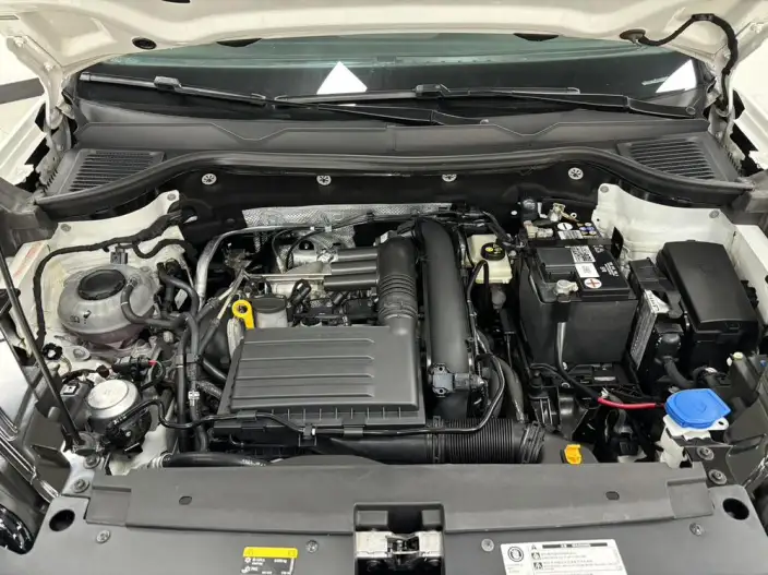 Volkswagen Tharu 2022 Model 280TSI 2WD Deluxe Edition – фото 7