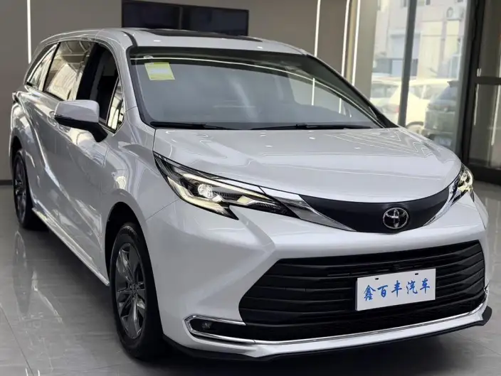 Toyota Sienna 2027 Model Hybrid 2.5L Comfort Edition – фото 3
