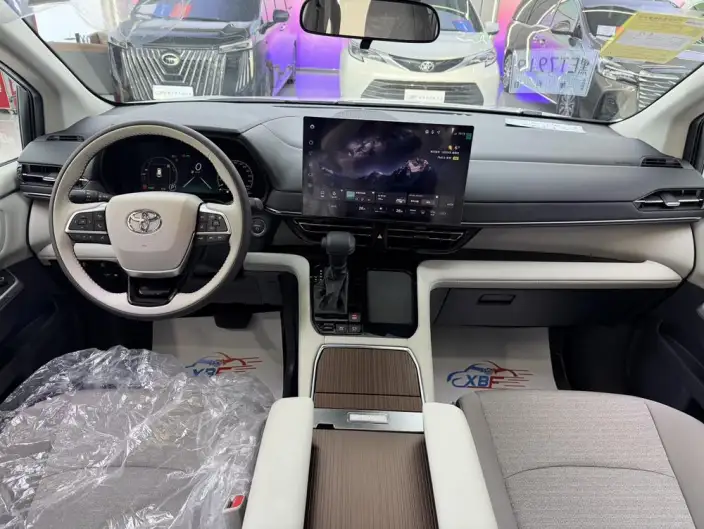 Toyota Sienna 2027 Model Hybrid 2.5L Comfort Edition – фото 9