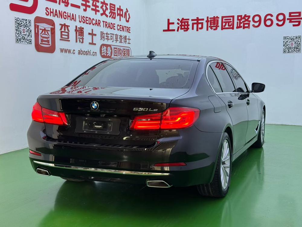 BMW 5 Series PHEV Модель 2019 года 530Le Luxury Set – фото 6