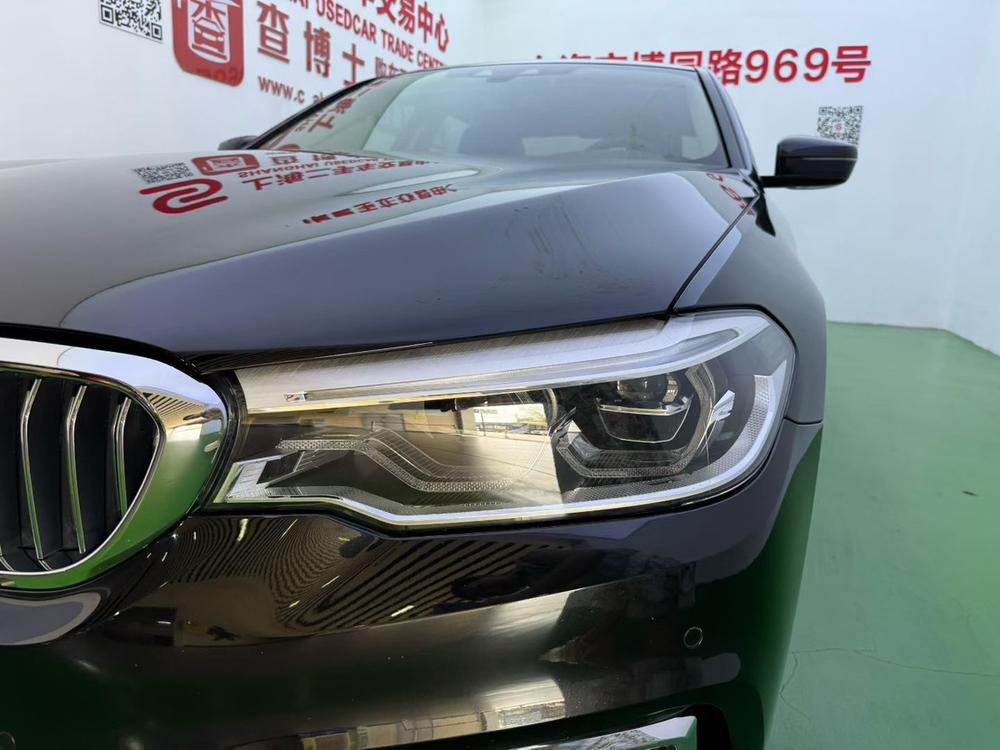 BMW 5 Series PHEV Модель 2019 года 530Le Luxury Set – фото 9