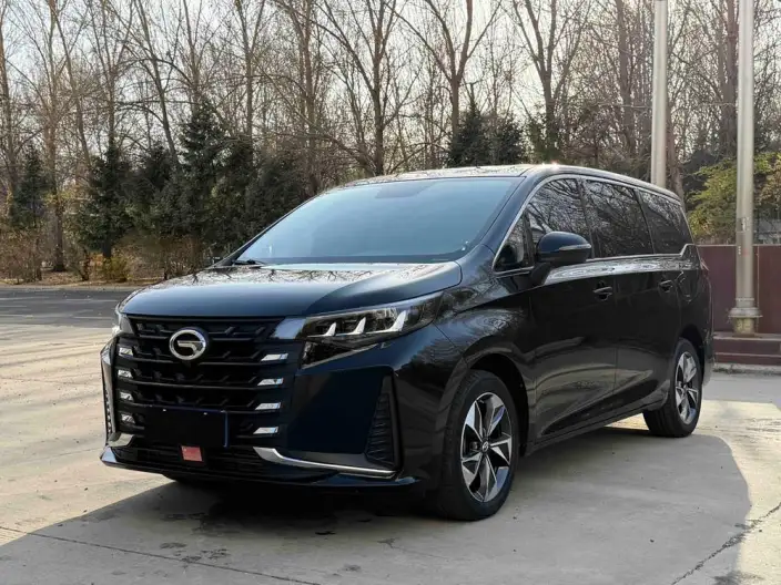 GAC Trumpchi M6 2021 Model 270T Automatic Deluxe Edition 7 seat – фото 1