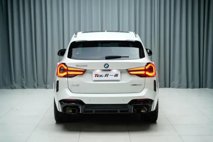 BMW X3 2023 Model xDrive30i Leading Model M Night Set – фото 4