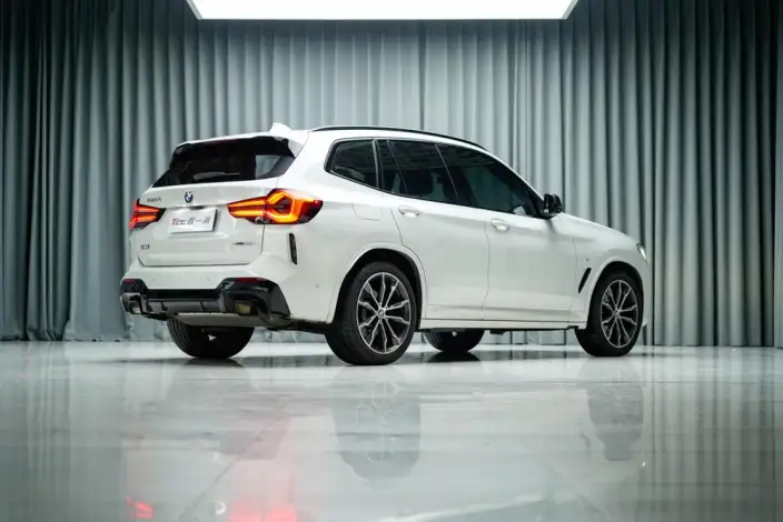 BMW X3 2023 Model xDrive30i Leading Model M Night Set – фото 5