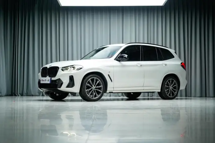 BMW X3 2023 Model xDrive30i Leading Model M Night Set – фото 6