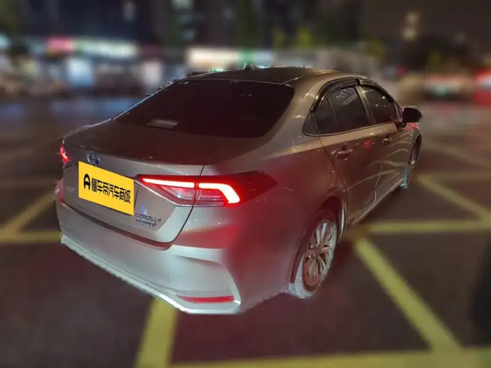 Toyota Corolla 2021 Model Hybrid 1.8L E-CVT Elite Edition – фото 2