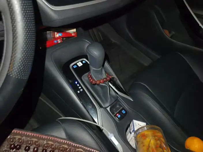 Toyota Corolla 2021 Model Hybrid 1.8L E-CVT Elite Edition – фото 9