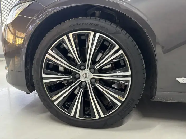 Volvo S90 2022 Model B5 Smart Range Deluxe Edition – фото 9