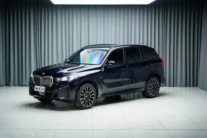 BMW X5 2023 Model xDrive40Li M Sports Night Set – фото 1