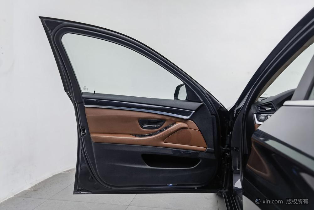 BMW 5 Series 2014 520Li Elegant – фото 20
