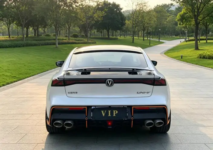 Changan UNI-V 2022 Model 1.5T Sports Edition – фото 5