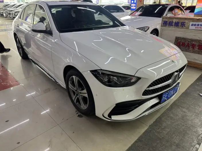 Mercedes-Benz C-Class 2022 Model C 200 L Sports Edition – фото 2