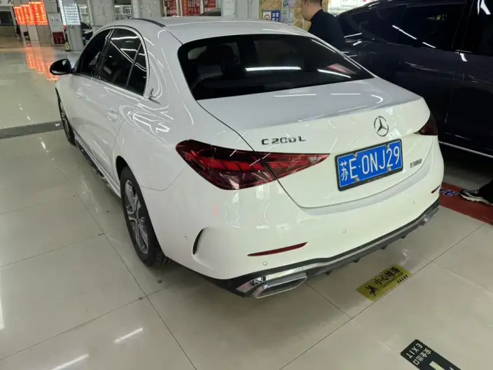 Mercedes-Benz C-Class 2022 Model C 200 L Sports Edition – фото 3