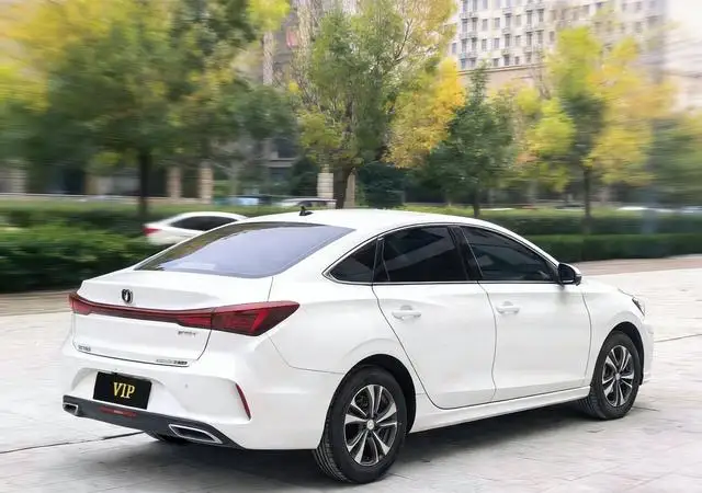 Changan Eado 2023 Model PLUS Changxiang Edition Blue whale NE 1.4T GDI DCT Noble Model – фото 6