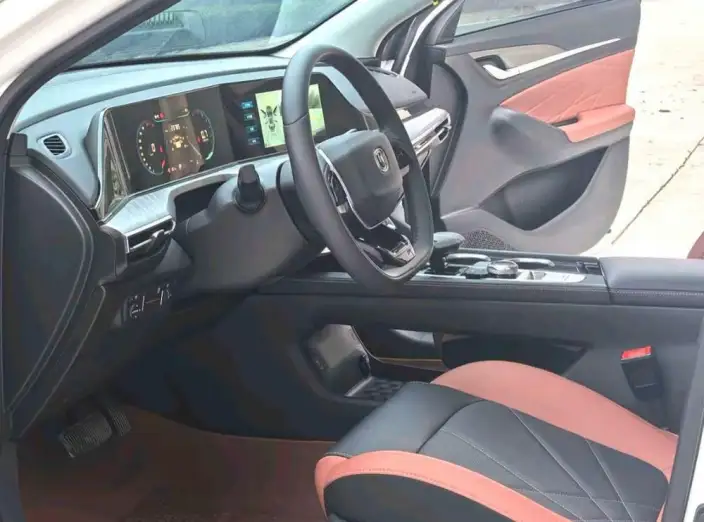 Changan Eado 2023 Model PLUS Changxiang Edition Blue whale NE 1.4T GDI DCT Noble Model – фото 9