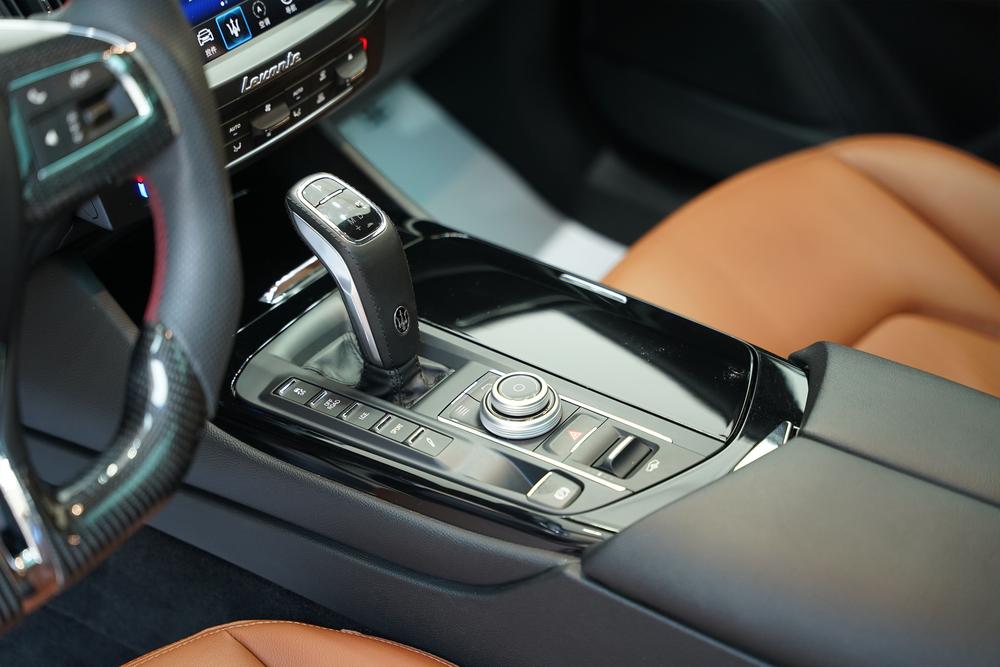 Levante Модель 2019 года 3.0T 350Hp Standard Edition Country VI – фото 15