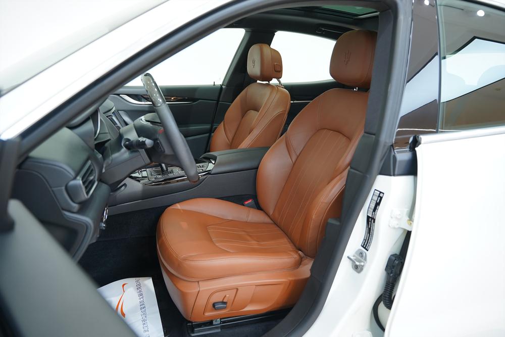Levante Модель 2019 года 3.0T 350Hp Standard Edition Country VI – фото 16