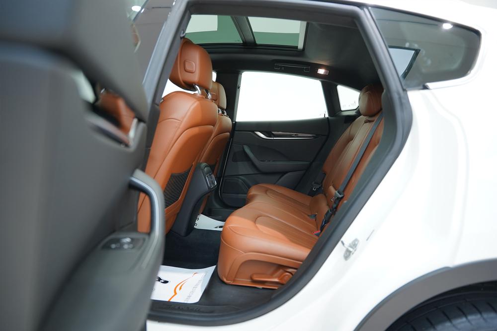Levante Модель 2019 года 3.0T 350Hp Standard Edition Country VI – фото 17