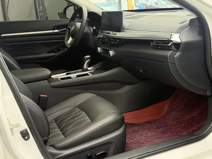 Nissan Teana 2022 Model 2.0L XL-Upr Premium Edition – фото 6