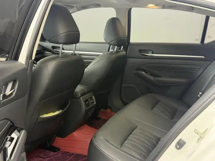 Nissan Teana 2022 Model 2.0L XL-Upr Premium Edition – фото 9