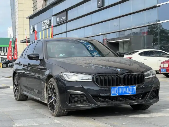 BMW 5 Series Imported 2022 Model 530i M Sports Set – фото 3