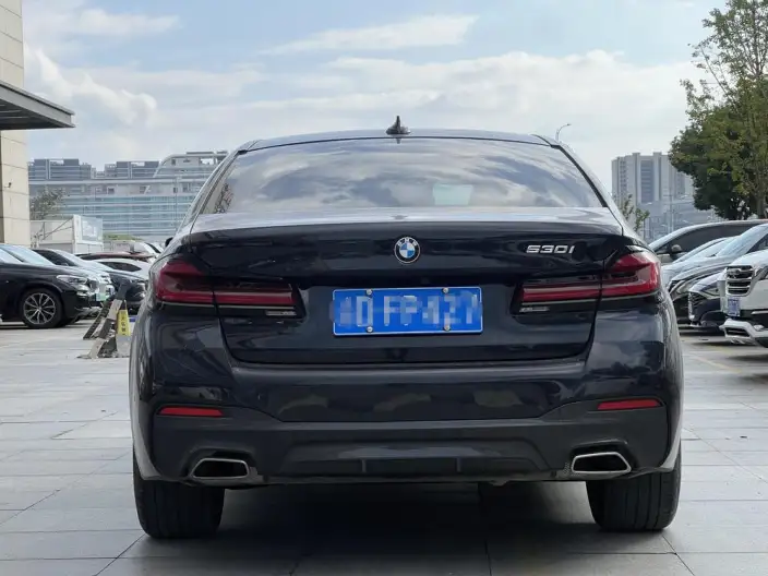 BMW 5 Series Imported 2022 Model 530i M Sports Set – фото 5