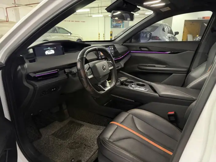 Changan UNI-V 2024 Model 1.5T Noble Model – фото 10