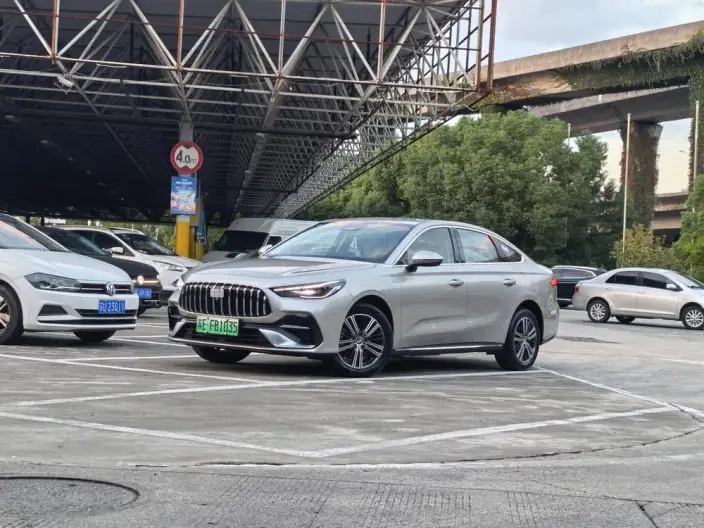 Geely Star Edition 6 2026 Model EM 125km Tiggo + Edition – фото 1