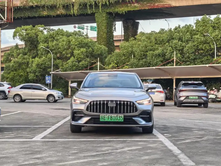 Geely Star Edition 6 2026 Model EM 125km Tiggo + Edition – фото 2