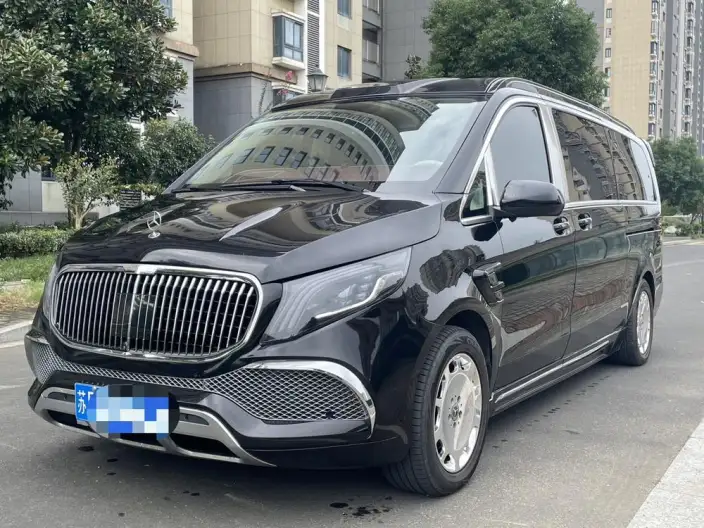 Viano 2023 Model 2.0T Business Edition 7 seat – фото 1