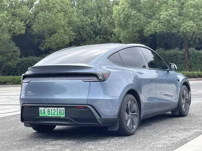 Model Y 2025 Model Rear-wheel drive version – фото 6