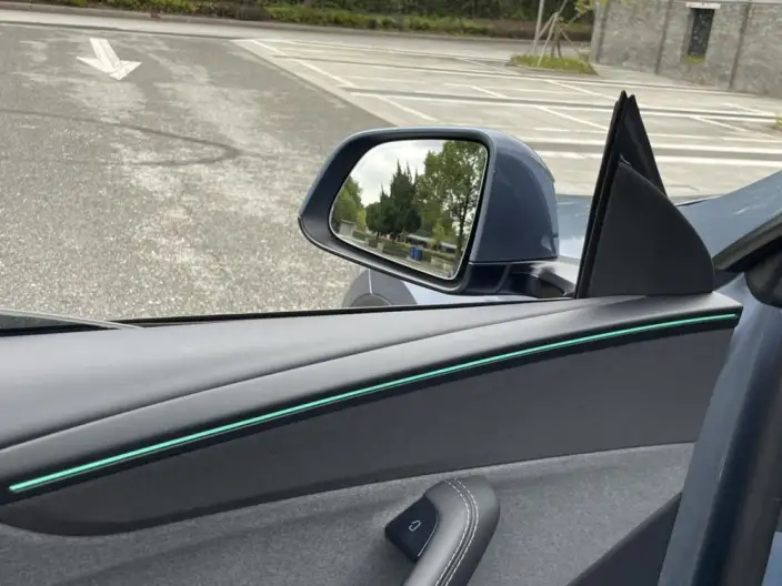 Model Y 2025 Model Rear-wheel drive version – фото 8