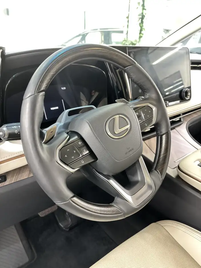 Lexus LM 2023 Model 500h DIRECT4 VI seat Respect Edition – фото 6