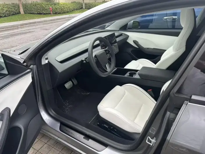 Model 3 2025 Model Facelift High performance All-wheel drive version – фото 7