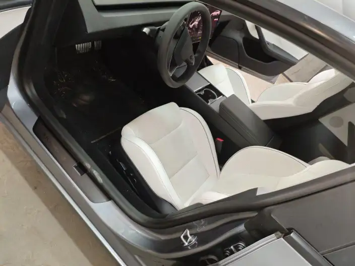 Model 3 2025 Model Facelift High performance All-wheel drive version – фото 8