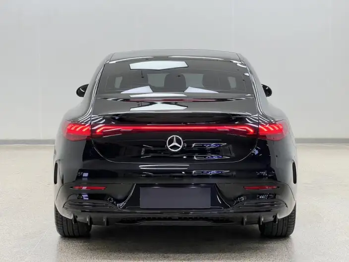 Mercedes-Benz EQE 2022 Model EQE 350 Deluxe Edition – фото 5