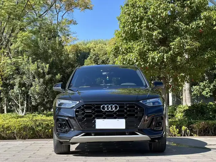 Audi Q5L 2023 Model 40T Luxury Dynamic Model – фото 2